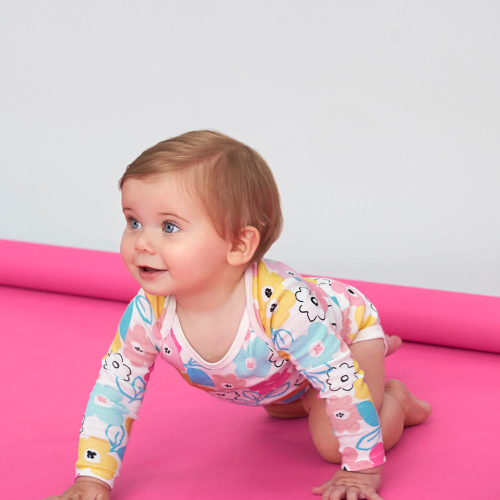 5-Pack Baby Girls Bear Long Sleeve Onesies® Bodysuits-Gerber Childrenswear